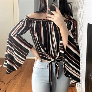 GUESS striped blouse side zipper bell sleeves